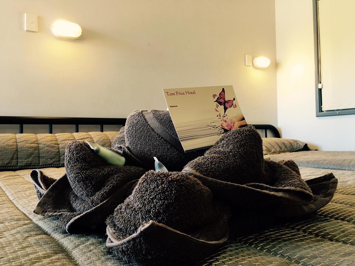 Tom Price Hotel Motel Ngoại thất bức ảnh