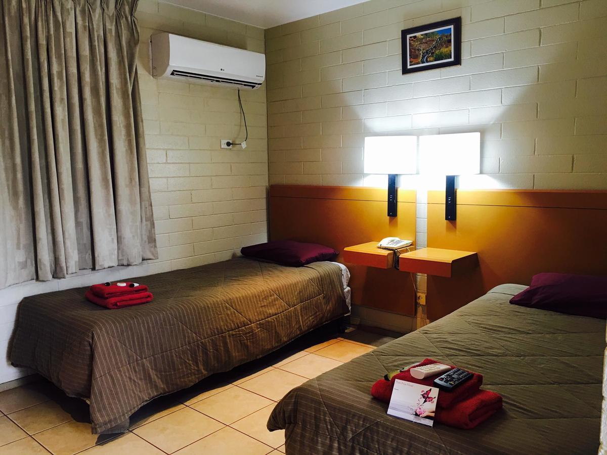 Tom Price Hotel Motel Ngoại thất bức ảnh